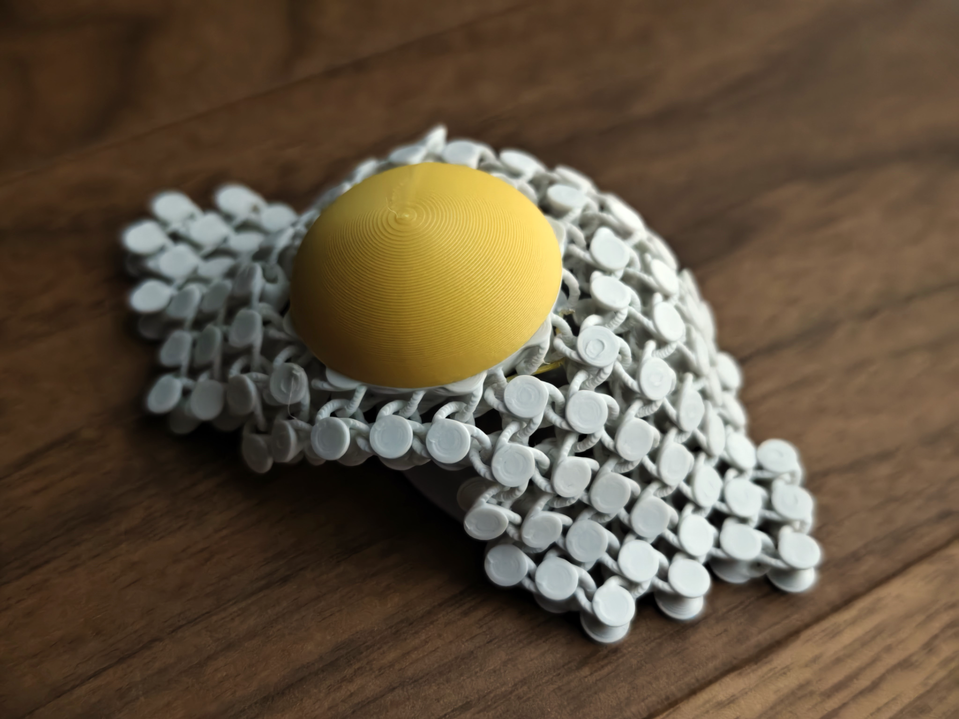 Realistic Crackable Toy Egg